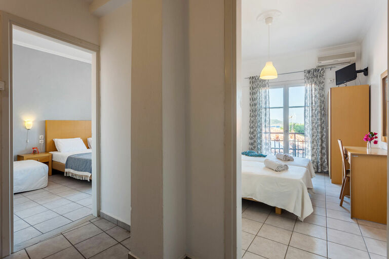 Argio Pension | Two-bedroom apartment with balcony